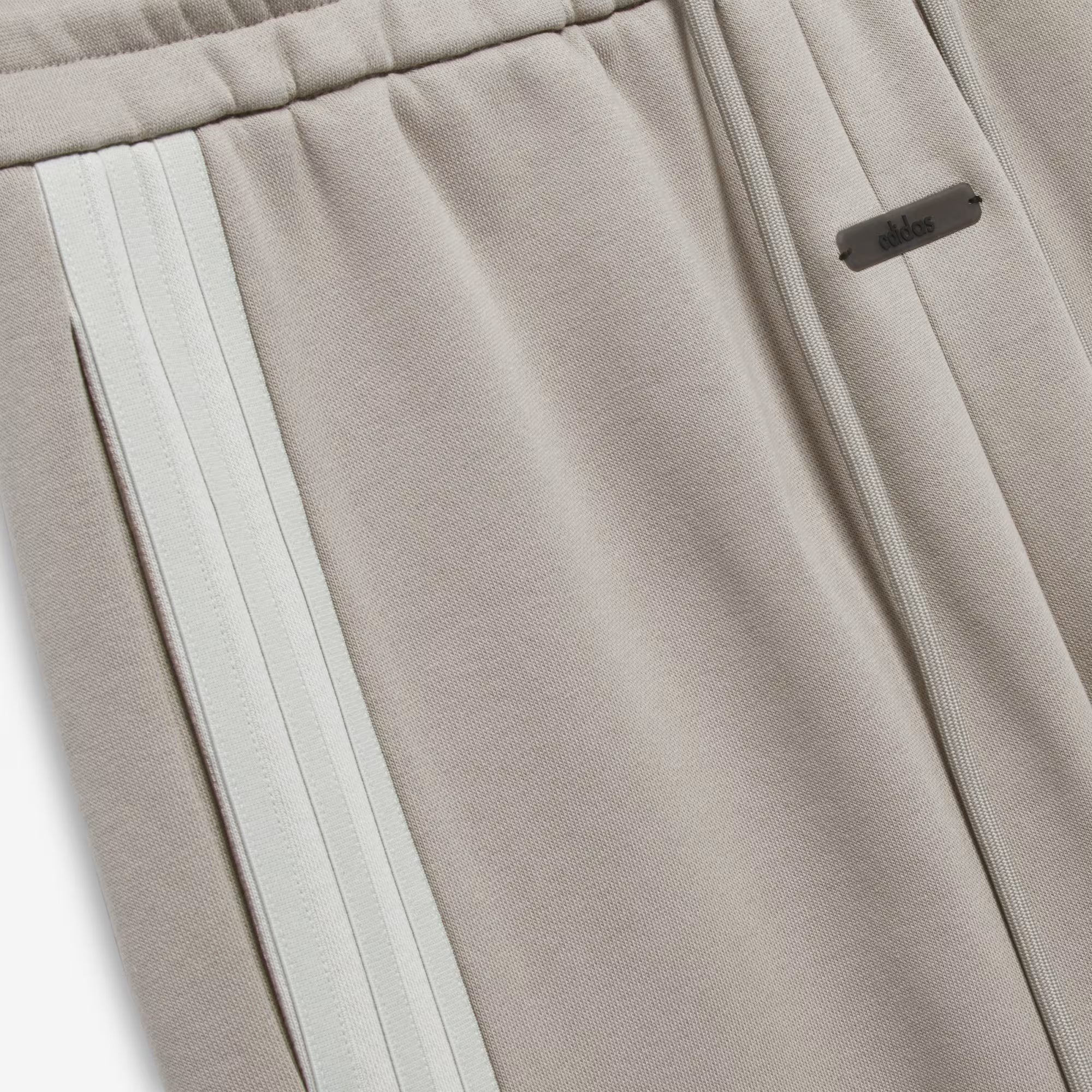 FEAR OF GOD ATHLETICS SOLID FLEECE SWEATPANT