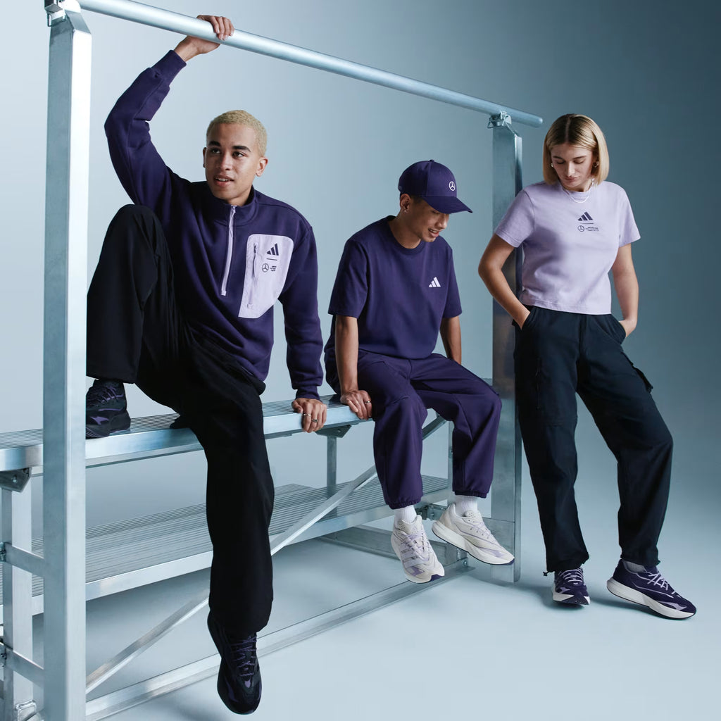 Mercedes - AMG Petronas Formula One Team Premium Woven Graphic Tee